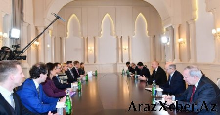 Azərbaycan Prezidenti Avropa İttifaqının komissarını qəbul etdi
