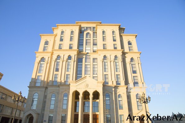 Deputatlığa namizədlərin sayı 1000-i keçdi