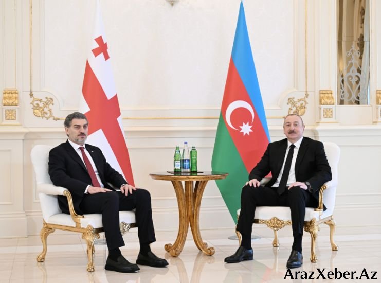 Azərbaycan və Gürcüstan prezidentlərinin təkbətək görüşü olub - YENİLƏNDİ