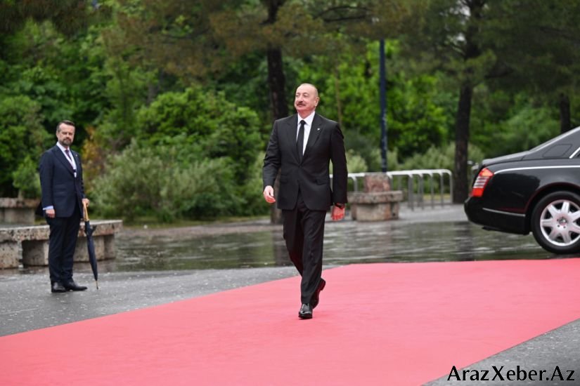 “İlham Əliyev “Avropa Siyasi Birliyi”nin toplantısında davranışları ilə lider qıtlığı yaşayan dünyada əsl liderin necə olmasını nümayiş etdirdi” - RƏY