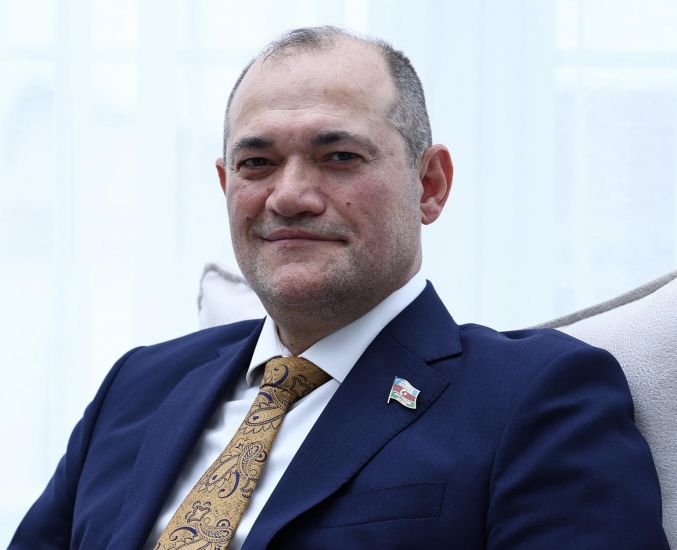 “Çoxuşaqlı ailə” anlayışı 5-dən 3-ə endirilsin - TƏKLİF