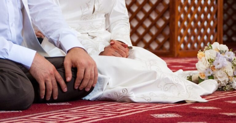 Evli kişi həyat yoldaşından xəbərsiz dini nikah bağlaya bilər? - İlahiyyatçı AÇIQLADI